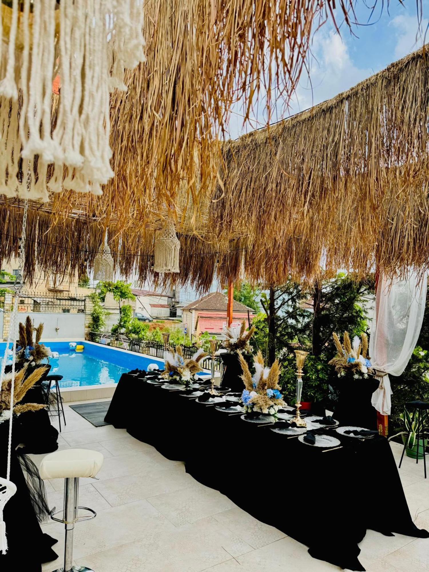 Darli Dibra Villa